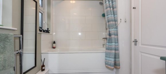 4 bedrooms House in Welling, United Kingdom No. 10689 48