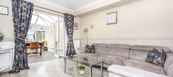 4 bedrooms House in Welling, United Kingdom No. 10689 6