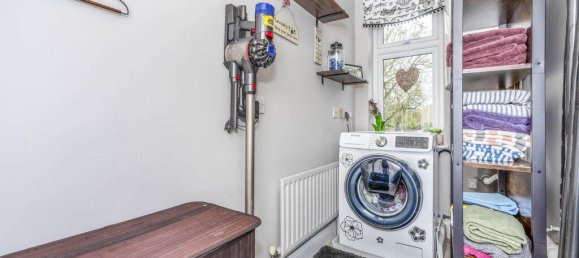 4 bedrooms House in Welling, United Kingdom No. 10689 67