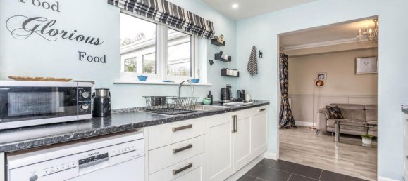 4 bedrooms House in Welling, United Kingdom No. 10689 56