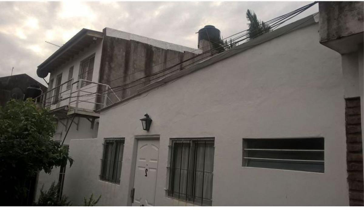 6 bedrooms House in Merlo, Argentina No. 21324