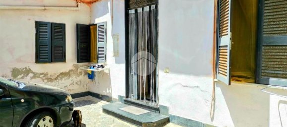 2-Zimmer Wohnung in Torre del Greco, Italy, Nr. 2147 9