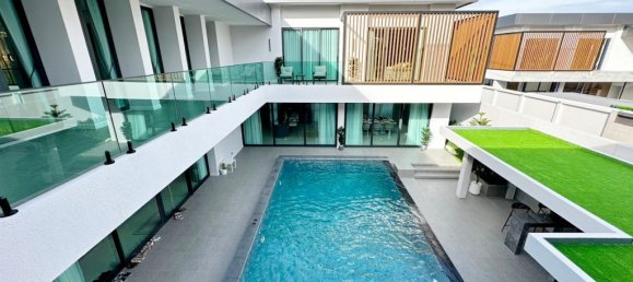 6 bedrooms Cafe / restaurant in Pattaya, Thailand No. 8917 2