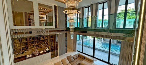 6 bedrooms Cafe / restaurant in Pattaya, Thailand No. 8917 8