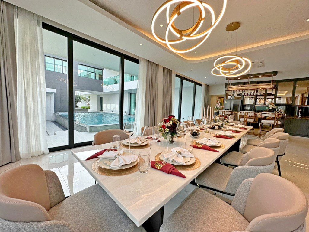 6 bedrooms Cafe / restaurant in Pattaya, Thailand No. 8917