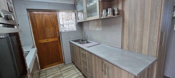 2 chambres Maison à Mitchell's Plain, South Africa No. 5 4