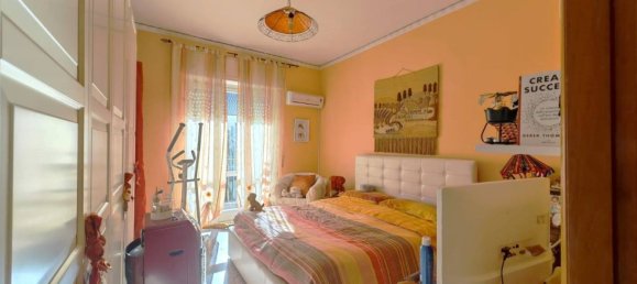 Apartamento T2 em Pozzuoli, Italy N.º 84381 6