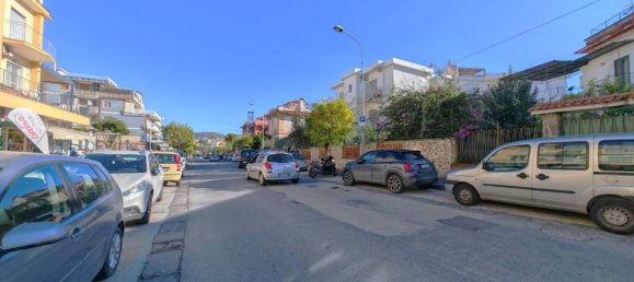 Apartamento T2 em Pozzuoli, Italy N.º 84381 19