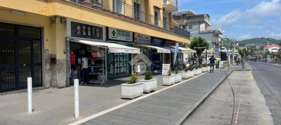 Apartamento T2 em Pozzuoli, Italy N.º 84381 24