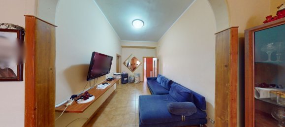 3 rooms Apartment in Mariglianella, Italy No. 97947 2