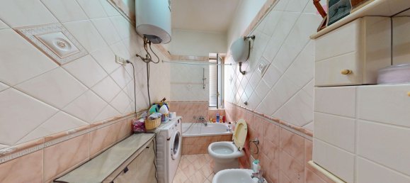 3 rooms Apartment in Mariglianella, Italy No. 97947 4