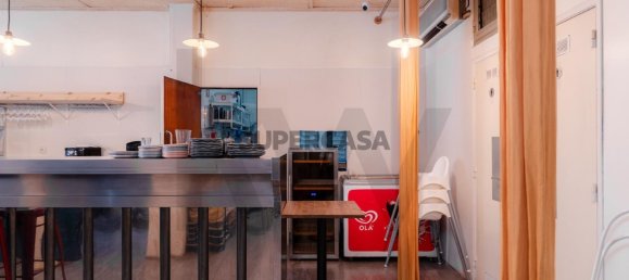 74m² Commercial property in Lisbon, Portugal No. 221333 9