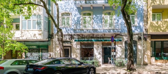 74m² Commercial property in Lisbon, Portugal No. 221333 13