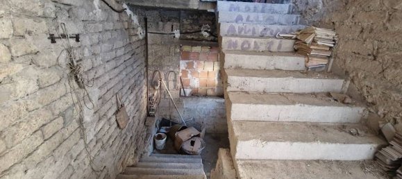 8 bedrooms House in Curti, Italy No. 347302 16