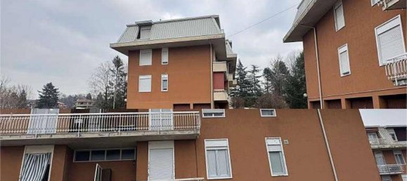 3 Schlafzimmer Wohnung in Besnate, Italy, Nr. 283499 4