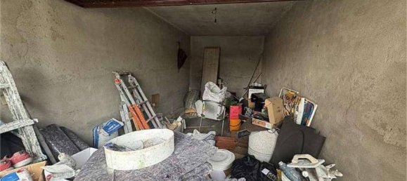 3 Schlafzimmer Wohnung in Besnate, Italy, Nr. 283499 5