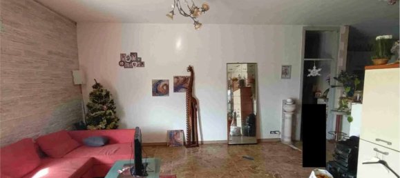 3-salle Appartement à Meda, Italy No. 7664 38