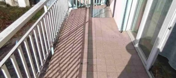 3-salle Appartement à Meda, Italy No. 7664 37