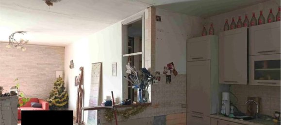 3-salle Appartement à Meda, Italy No. 7664 45