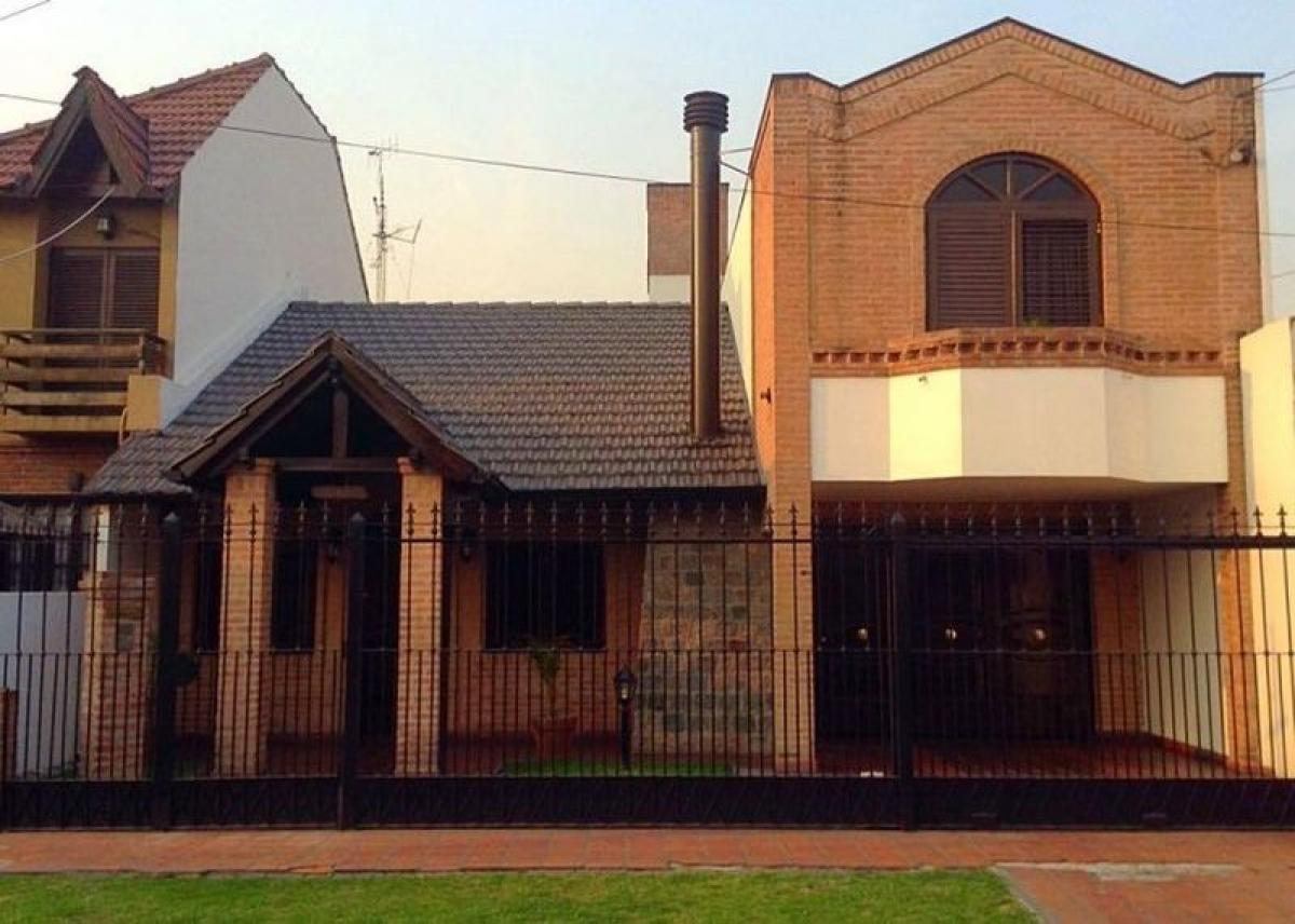 3 Schlafzimmer Haus in Moron, Argentina, Nr. 55267