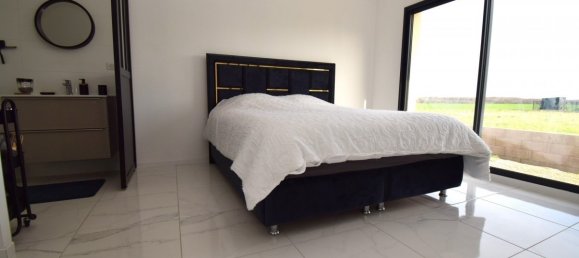 4 Schlafzimmer Haus in Marville-Moutiers-Brule, France, Nr. 157133 4