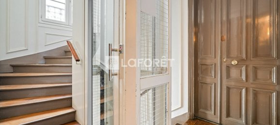 Apartamento de 2 dormitorios en Paris, France No. 336942 12
