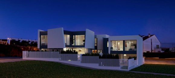 4 bedrooms House in Perillo, Spain No. 31030 9