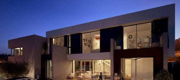 4 bedrooms House in Perillo, Spain No. 31030 5