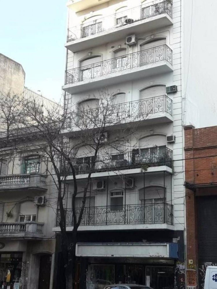 3 bedrooms Apartment in Buenos Aires, Argentina No. 87660