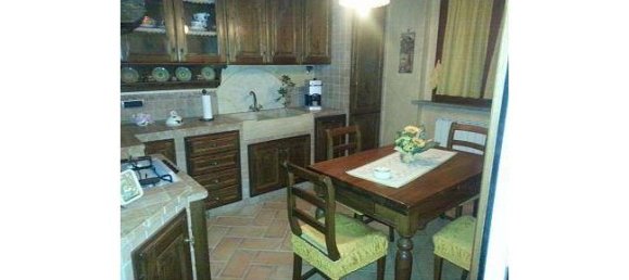 5 rooms House in Grosseto, Italy No. 252587 2