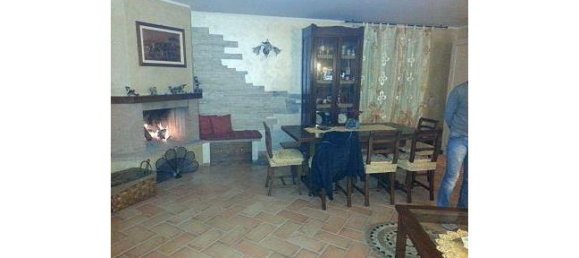 5 rooms House in Grosseto, Italy No. 252587 3