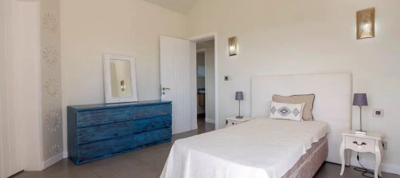 4 bedrooms Apartment in Tamarin, Mauritius No. 271 25