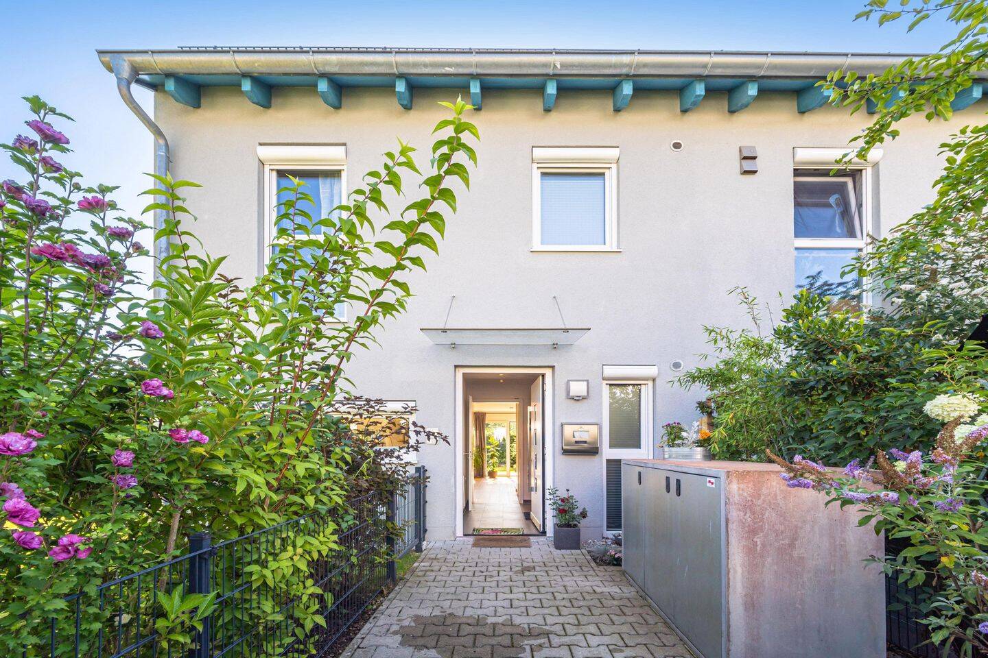 3 bedrooms Townhouse in Munich, Germany No. 286412