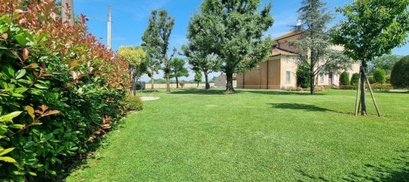 6 غرف نوم فيلا في Luzzara, Italy رقم 273964 19