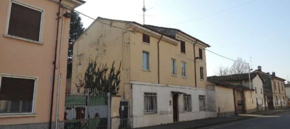 5غرفة شقة في Lungavilla, Italy رقم 279033 2