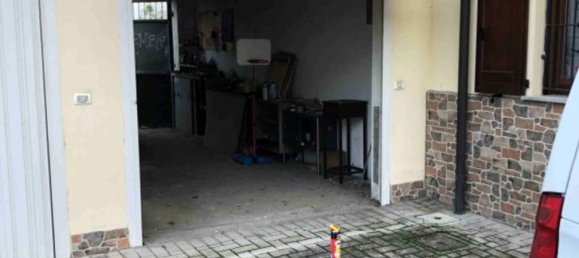 Квартира с 3 комнатами в Дорно, Италия № 195834 12