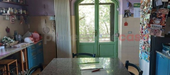 3 bedrooms Villa in Lucca, Italy No. 66840 8