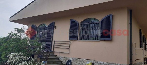 3 bedrooms Villa in Lucca, Italy No. 66840 4