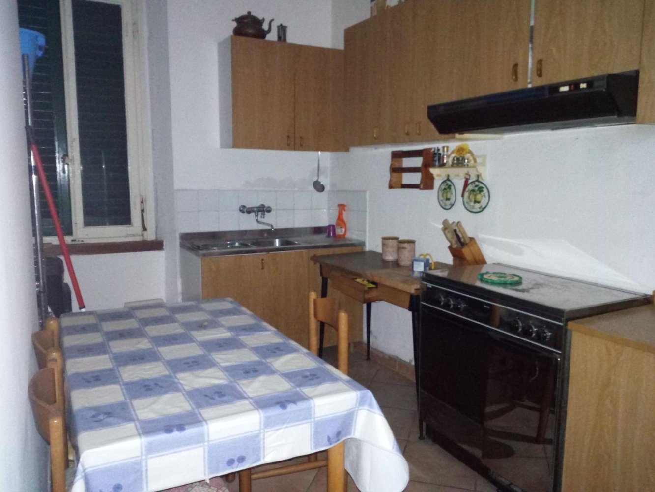 5 rooms Apartment in Pistoia, Italy No. 70839