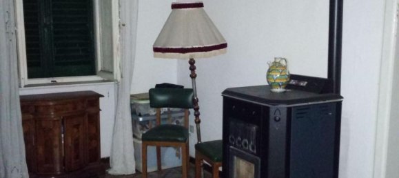 5 rooms Apartment in Pistoia, Italy No. 70839 4