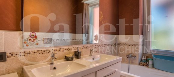 6 rooms House in Buriasco, Italy No. 189395 11