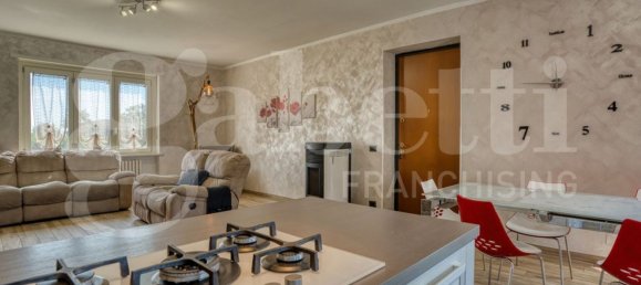 6 rooms House in Buriasco, Italy No. 189395 4