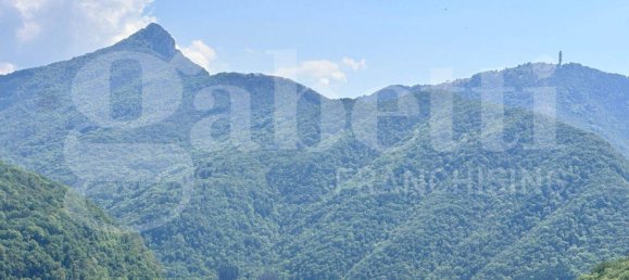 3-salle Appartement à Rezzago, Italy No. 318976 22