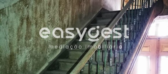 681m² Building in Portimao, Portugal No. 133613 8