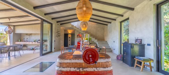 4 bedrooms Villa in Olbia, Italy No. 358815 10