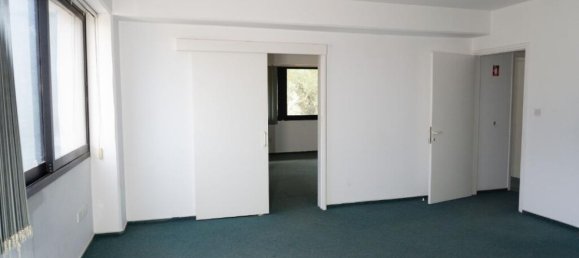 Коммерческая недвижимость 331м² в Никосия, Кипр № 2760 10