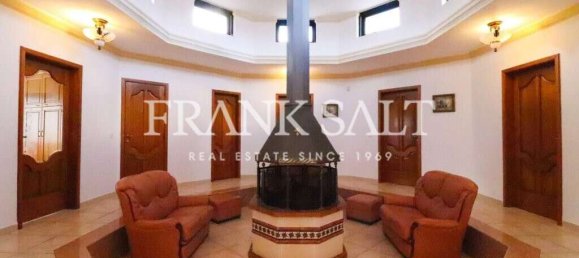 6 غرف نوم بنغالو في Mellieha, Malta رقم 7791 4