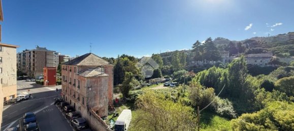 Apartamento de 4 dormitorios en Albissola Marina, Italy No. 346267 21