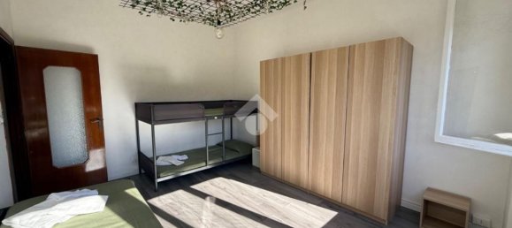 Apartamento de 4 dormitorios en Albissola Marina, Italy No. 346267 17