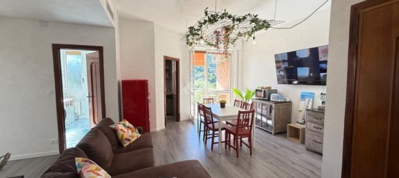 Apartamento de 4 dormitorios en Albissola Marina, Italy No. 346267 7